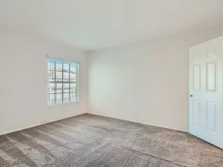 Photo #6: 2703882 Listing 