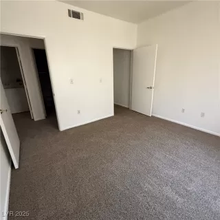 Photo #6: 2703934 Listing 