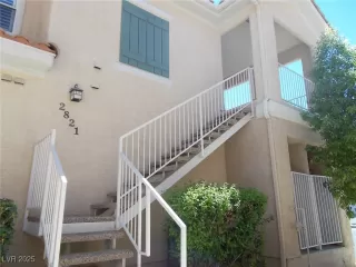 Photo #1: 2703959 Listing 