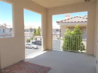 Photo #2: 2703959 Listing 