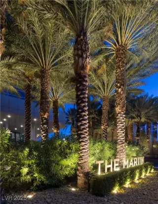 Photo #2: 2703994 Listing