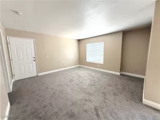 Photo #2: 2703998 Listing 