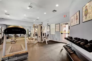 Photo #5: 2704002 Listing 