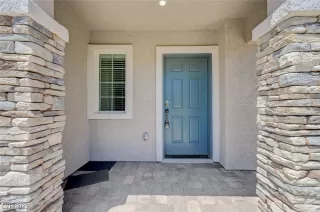 Photo #1: 2704010 Listing 