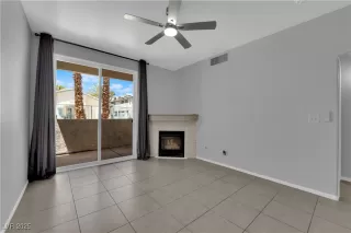 Photo #6: 2704018 Listing