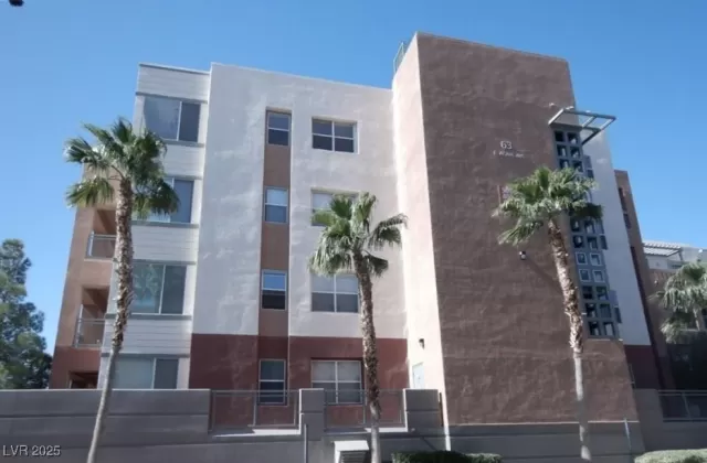 MLS: 2704034 Condo For Sale