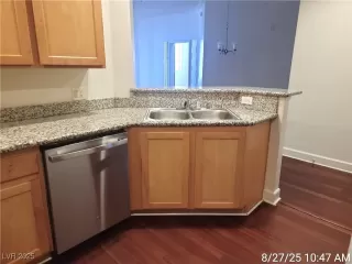 Photo #3: 2704034 Listing 