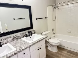 Photo #6: 2704072 Listing 