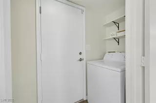 Photo #3: 2704089 Listing 