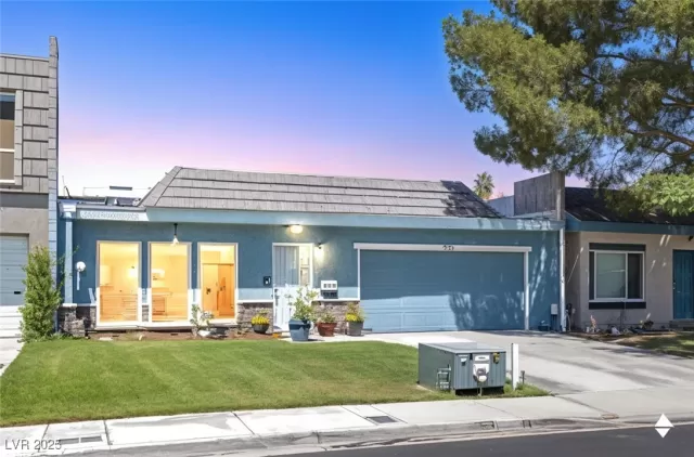 MLS: 2704096 Condo For Sale