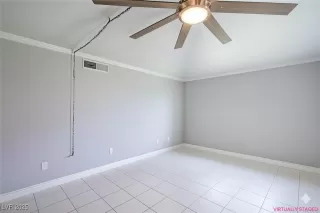 Photo #4: 2704096 Listing