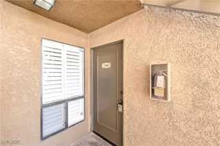 Photo #1: 2704110 Listing 