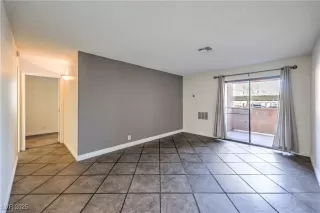 Photo #4: 2704110 Listing 