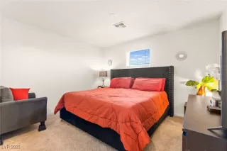 Photo #3: 2704159 Listing