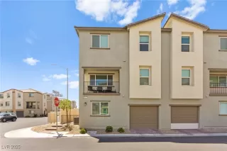 Photo #6: 2704159 Listing