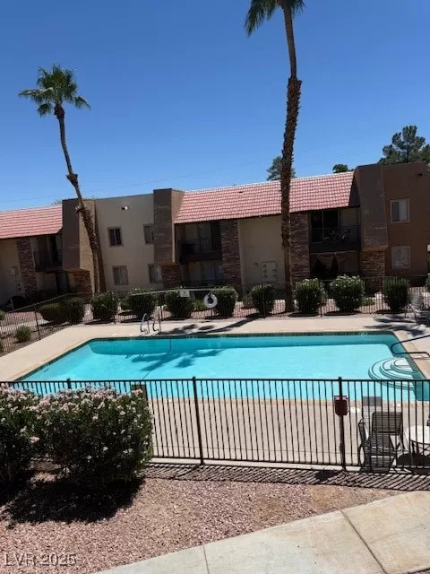 MLS: 2704164 Condo For Sale