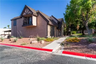 Photo #2: 2704167 Listing