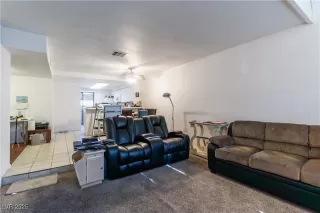 Photo #5: 2704167 Listing