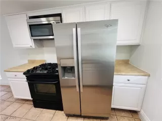 Photo #6: 2704188 Listing 