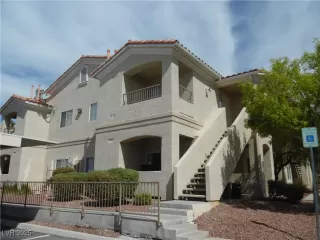 Photo #1: 2704220 Listing 