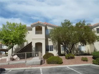 Photo #2: 2704220 Listing 