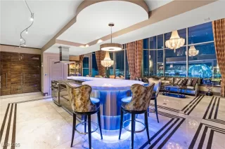 Photo #2: 2704227 Listing 