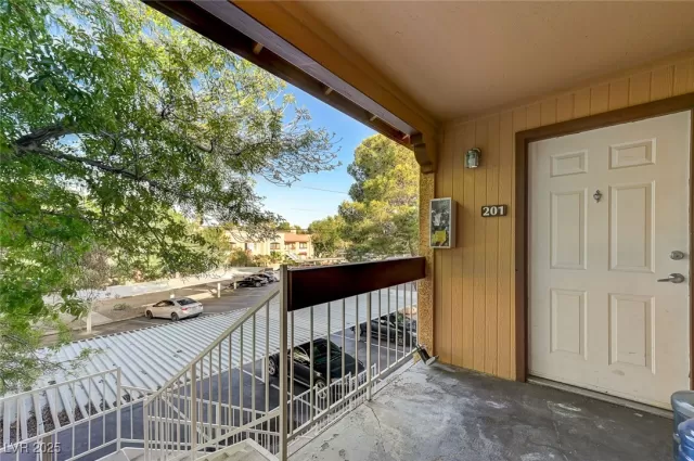 MLS: 2704228 Condo For Sale