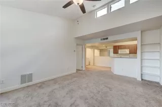 Photo #2: 2704228 Listing 