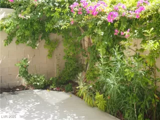 Photo #6: 2704235 Listing 