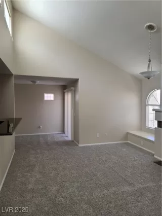 Photo #1: 2704254 Listing