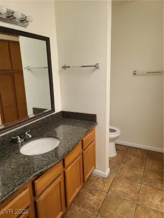 Photo #5: 2704254 Listing