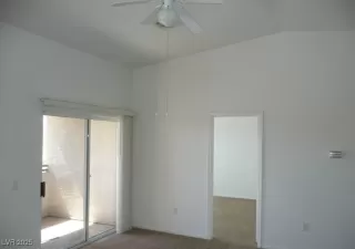 Photo #2: 2704271 Listing