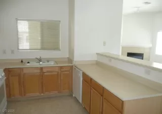 Photo #3: 2704271 Listing