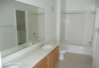 Photo #6: 2704271 Listing