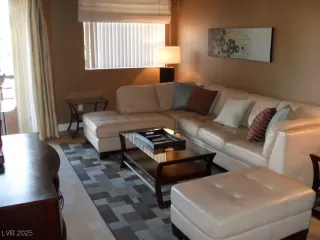 Photo #1: 2704294 Listing 
