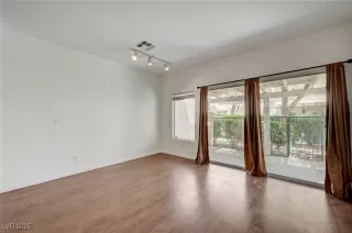 Photo #1: 2704298 Listing