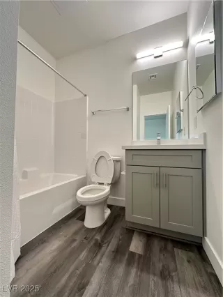 Photo #3: 2704326 Listing 