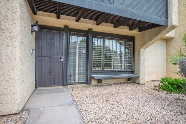 MLS: 2704362 Condo For Sale