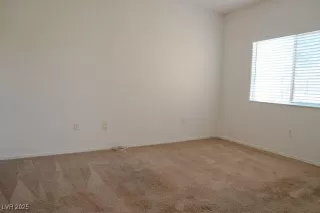 Photo #6: 2704363 Listing 