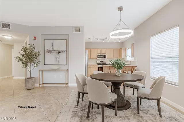 MLS: 2704392 Condo For Sale