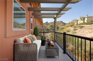 Photo #6: 2704420 Listing 