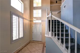 Photo #2: 2704424 Listing 