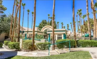 Photo #1: 2704427 Listing