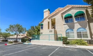 Photo #5: 2704427 Listing