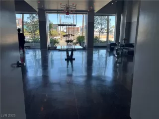 Photo #3: 2704437 Listing 