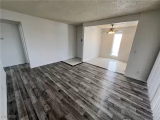 Photo #4: 2704485 Listing 