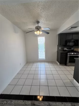 Photo #5: 2704485 Listing 