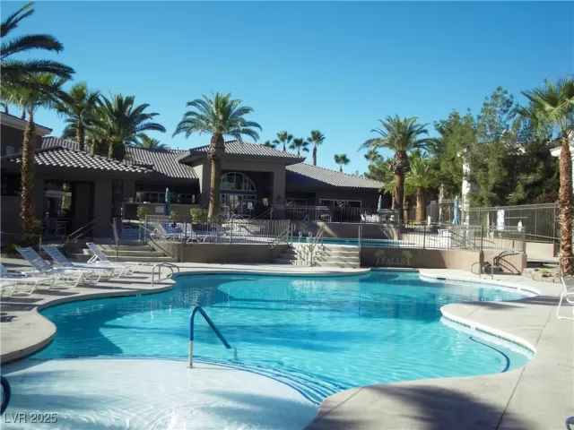 MLS: 2704488 Condo For Sale