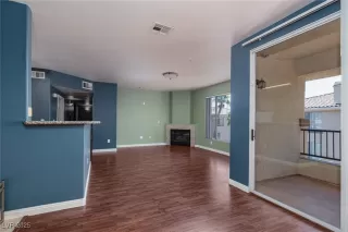 Photo #6: 2704515 Listing 