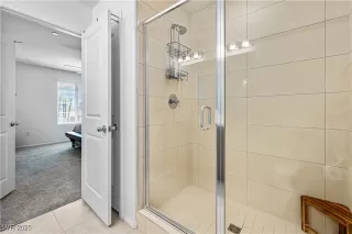 Photo #3: 2704529 Listing